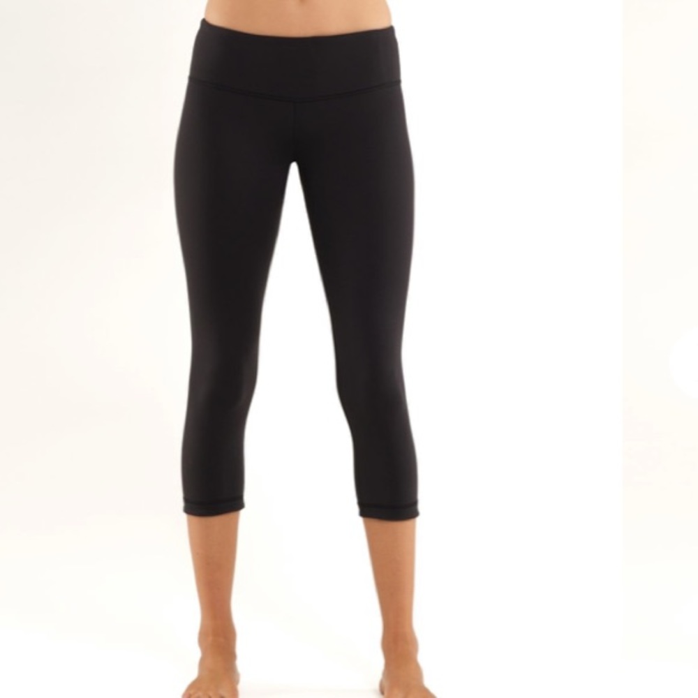Lululemon Wunder Under Crop *Reversible Black/Coal
